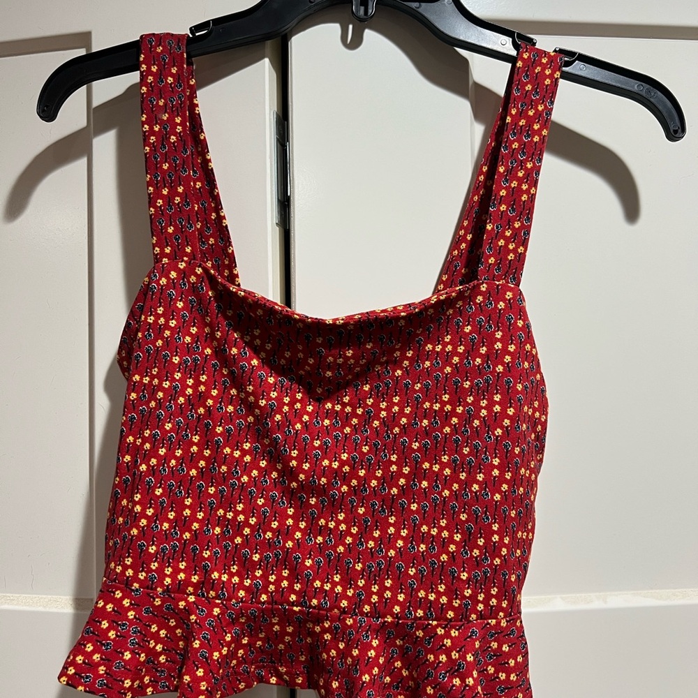 Forever 21 Cropped Floral Red Women's Top